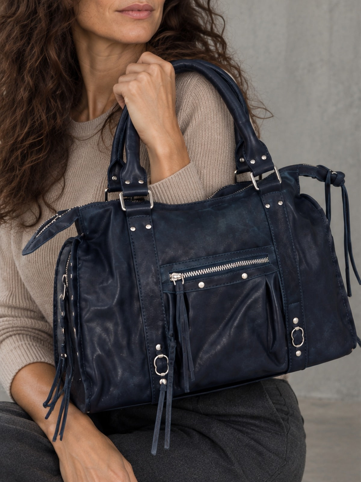 Bolso Satchel Versátil Flecos - Azul Marino
