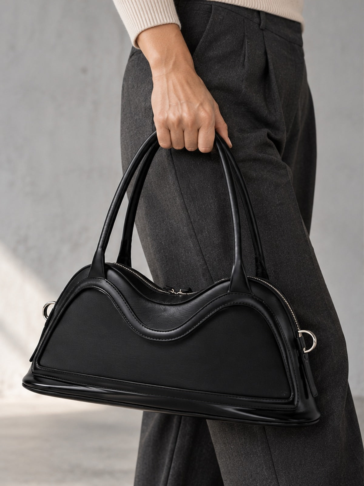 Bolso de Hombro Ondulado - Negro