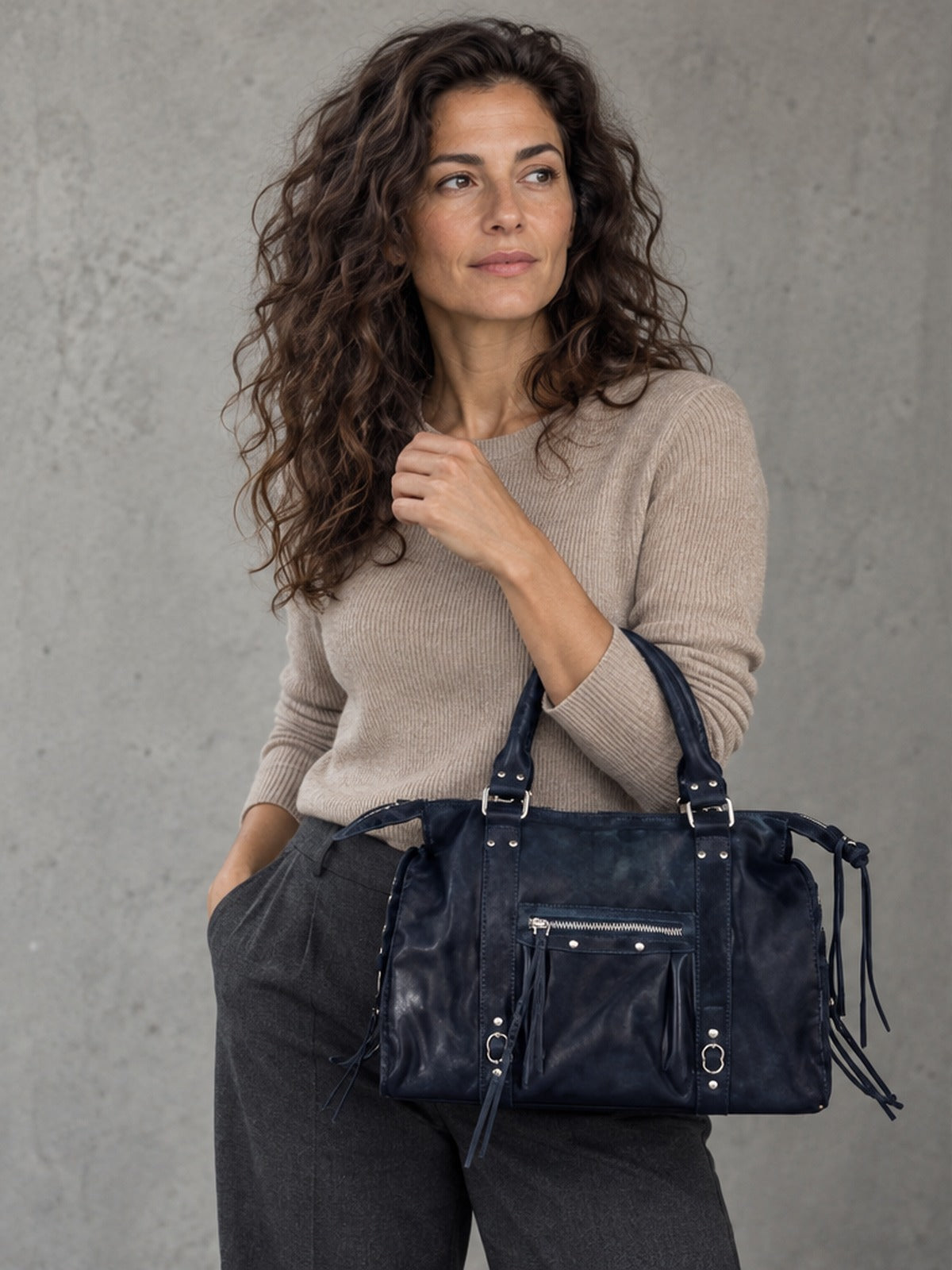 Bolso Satchel Versátil Flecos - Azul Marino
