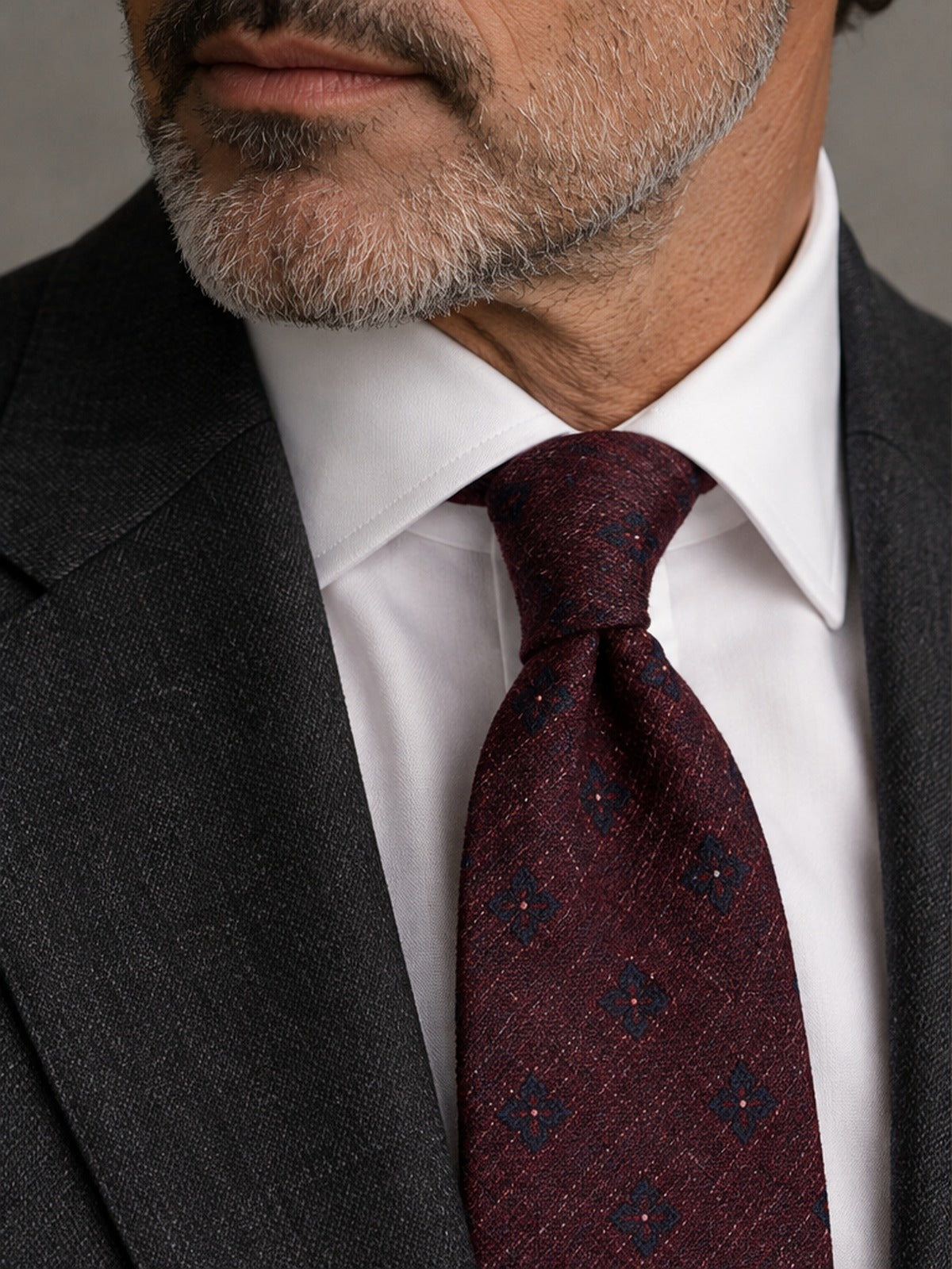 Corbata Estampado Floral - Ciruela