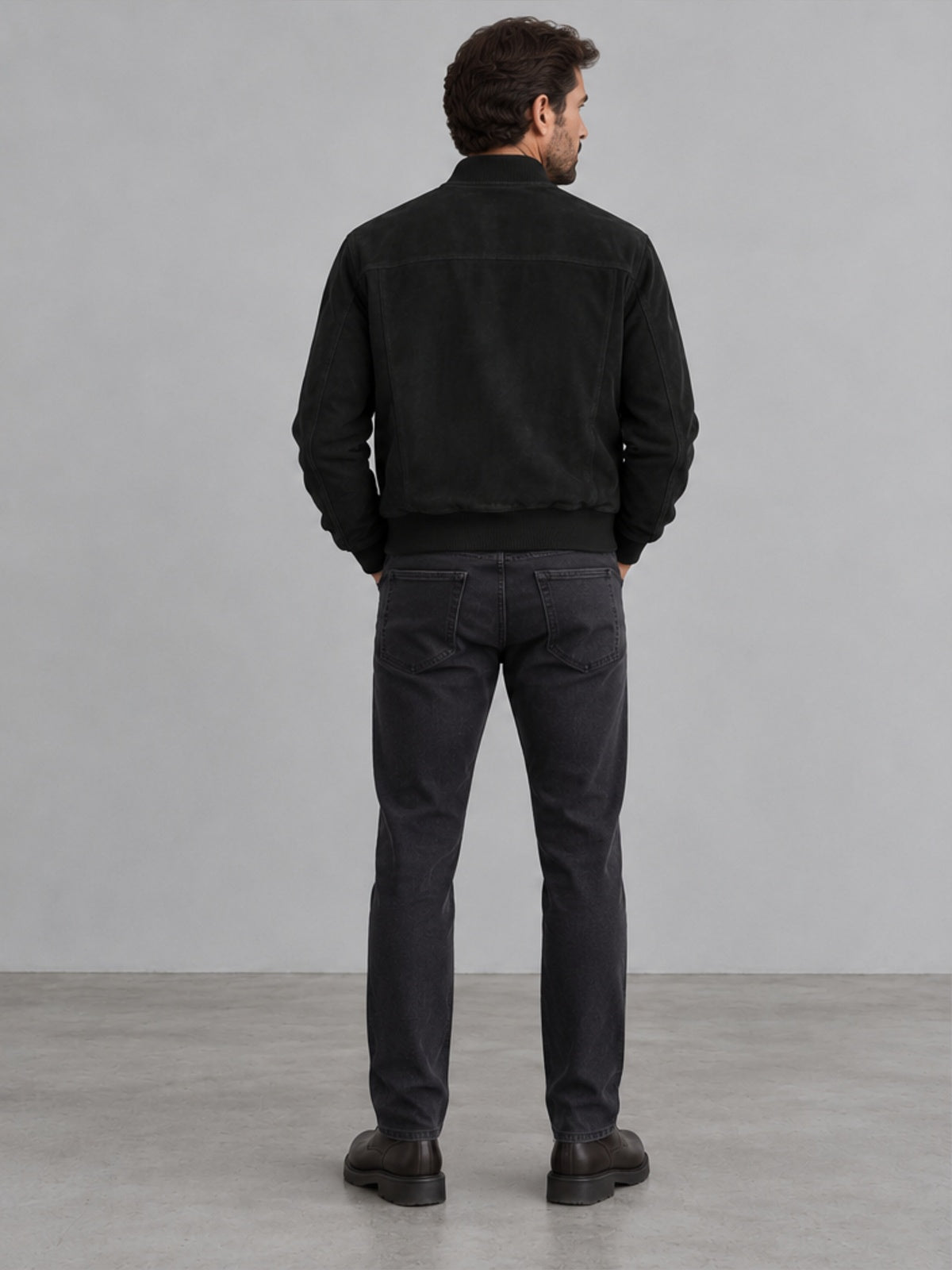 Bomber Elegante con Cuello Alto - Negro