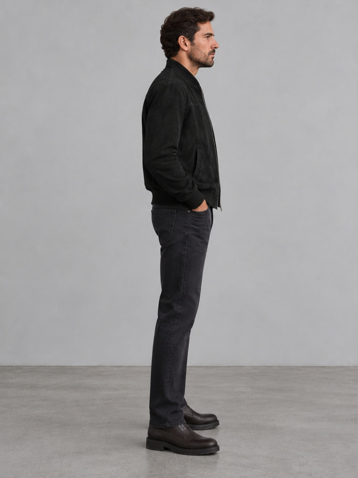 Bomber Elegante con Cuello Alto - Negro