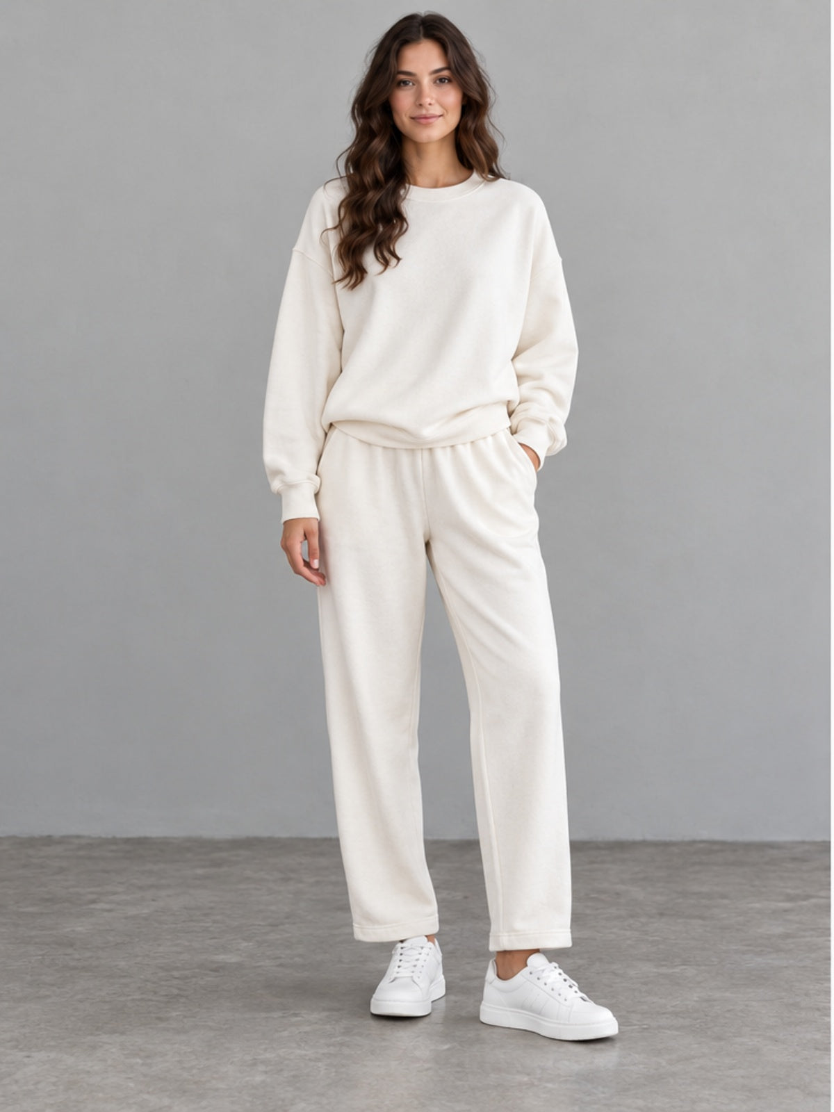 Conjunto Sudadera Asimétrica y Pantalón Esencial - Blanco