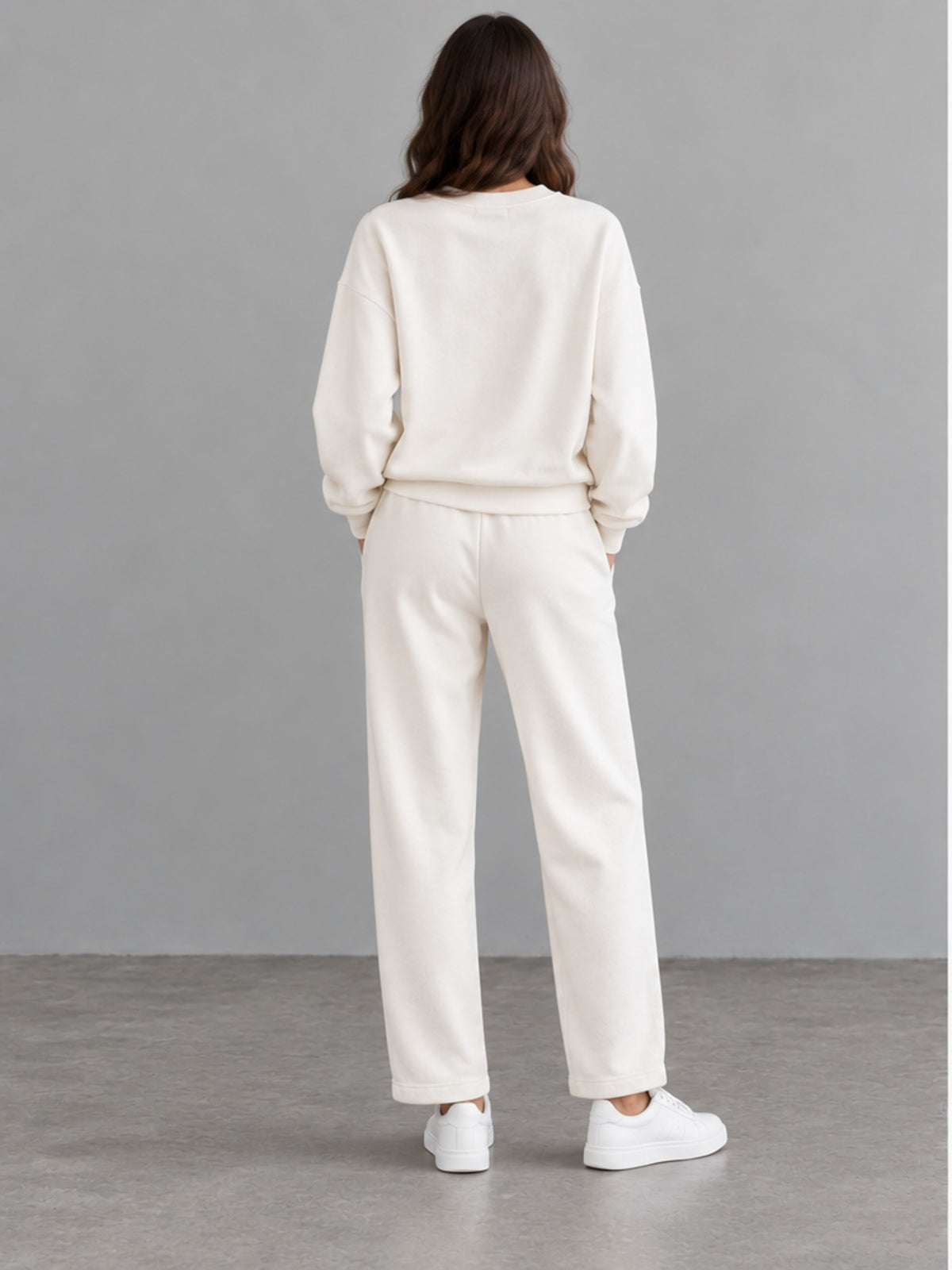 Conjunto Sudadera Asimétrica y Pantalón Esencial - Blanco