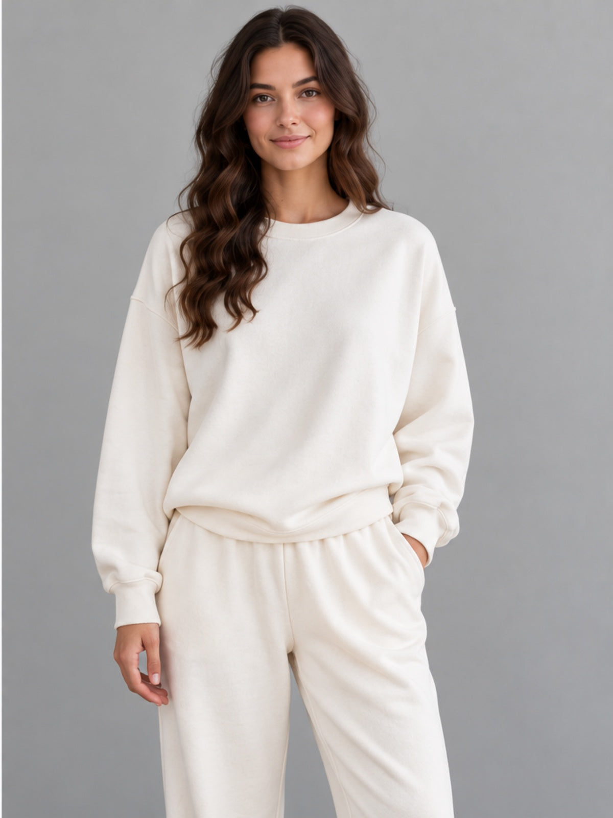 Conjunto Sudadera Asimétrica y Pantalón Esencial - Blanco