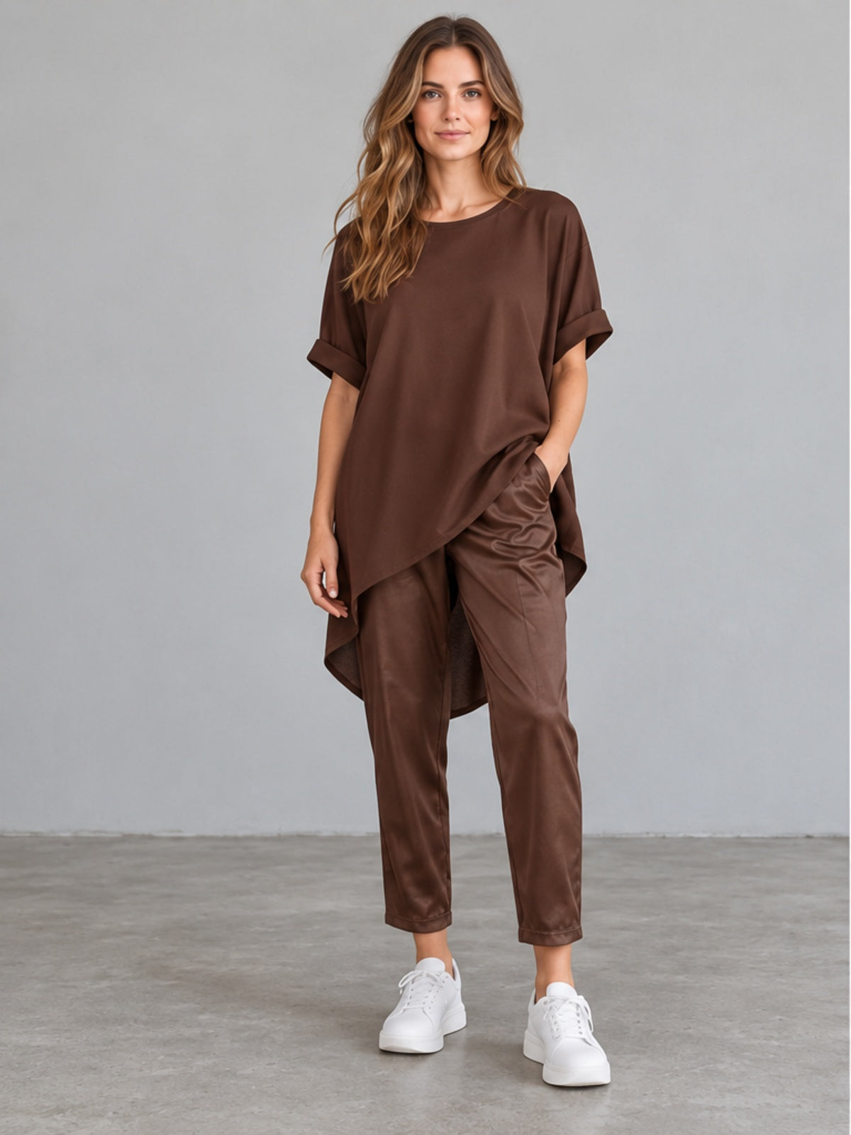 Conjunto Top Asimétrico y Pantalón Versátil - Marrón