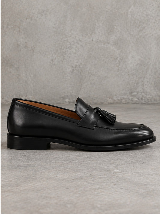 Mocasín Esencial Borlas - Negro
