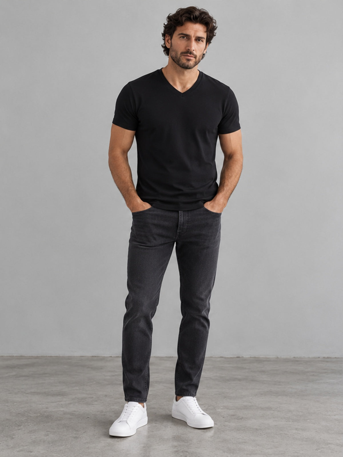 Camiseta Slim Cuello en V - Negro