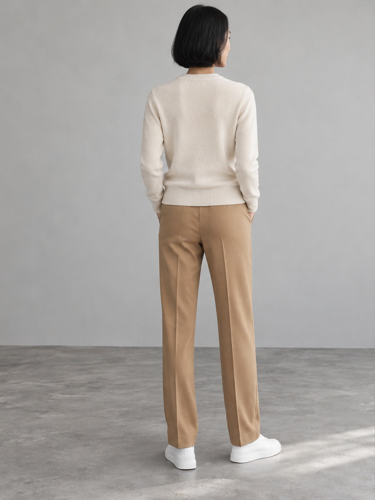 Jersey Cuello Redondo Elegante - Crema