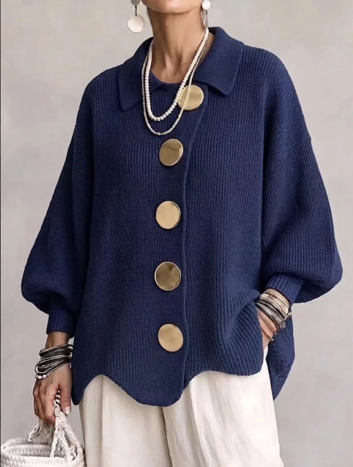 Cárdigan Oversize con Botones Dorados - Azul Marino