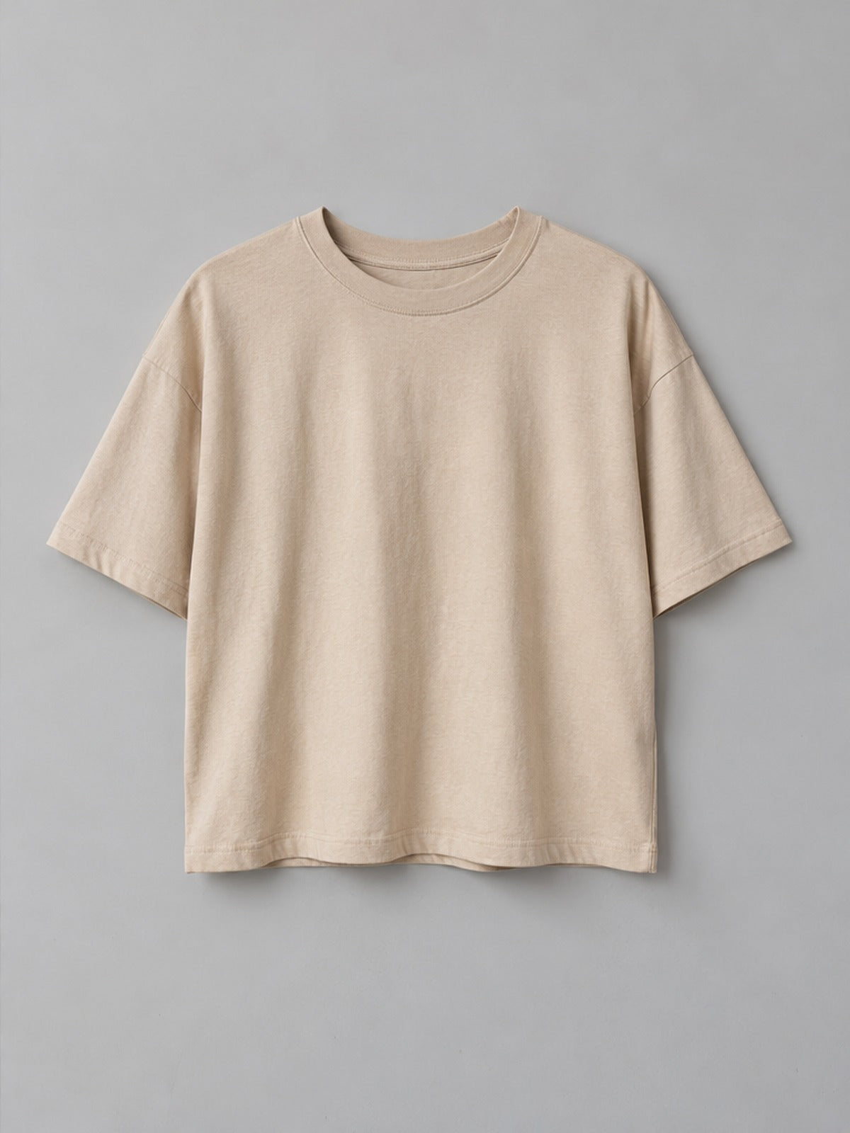 Camiseta Cuadrada Versátil - Arena