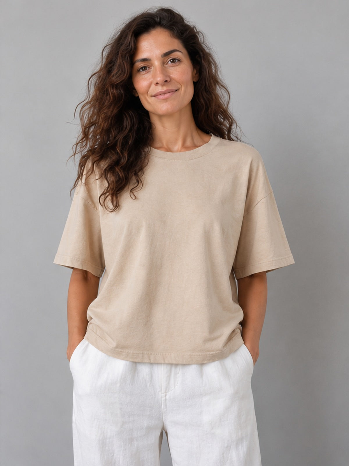 Camiseta Cuadrada Versátil - Arena