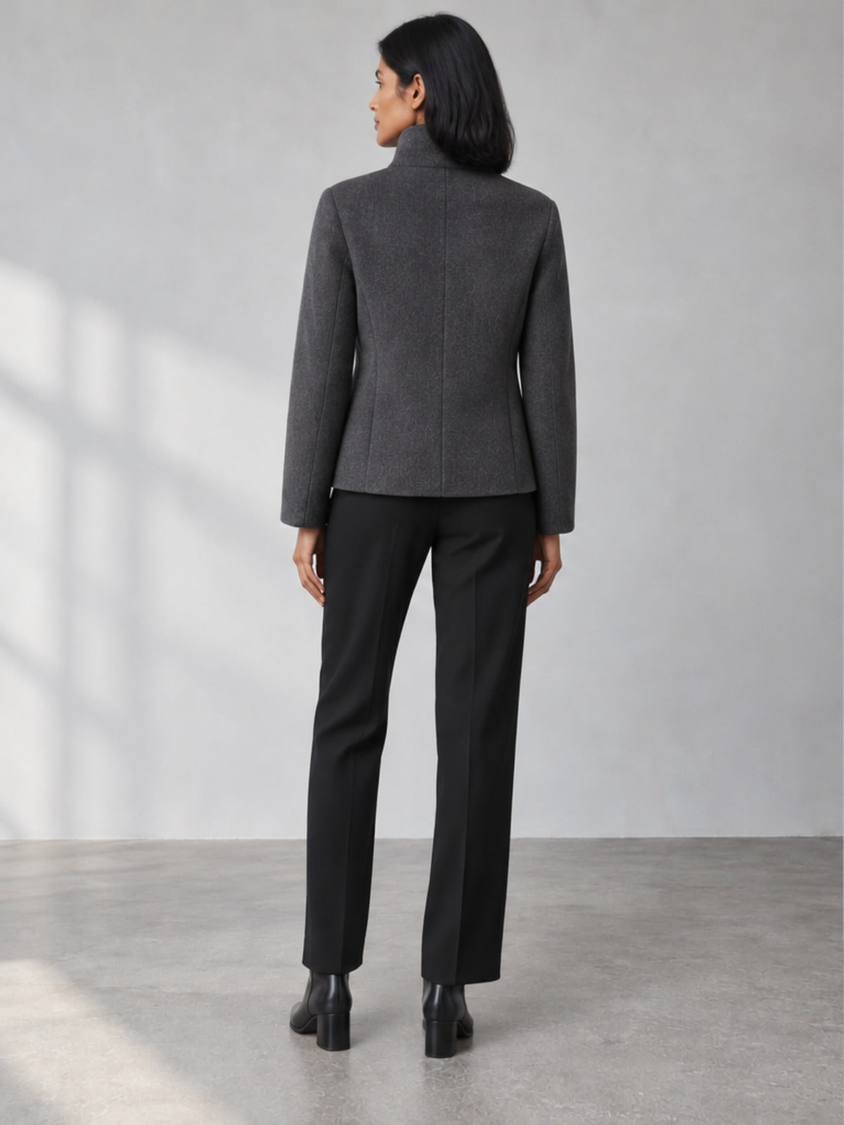 Chaqueta Versátil Doble Faz Cuello Alto - Gris Carbón