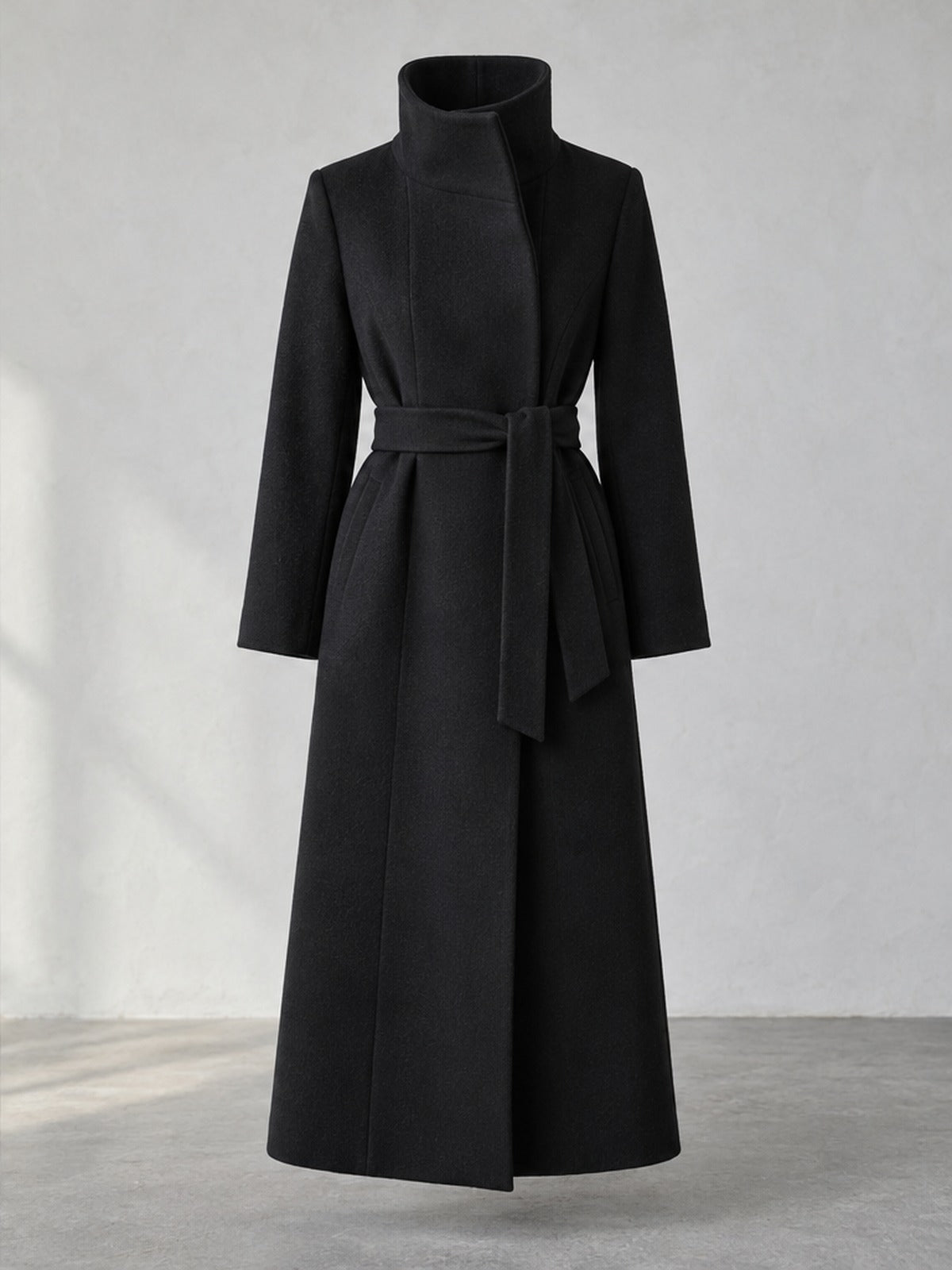 Abrigo Cinturón Cuello Alto - Negro